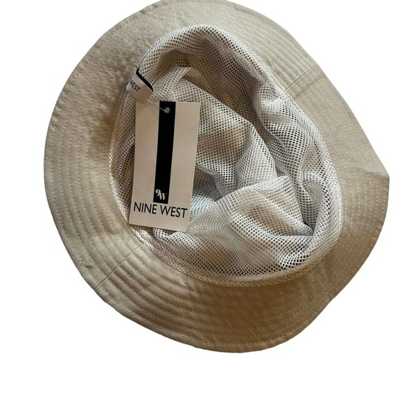 Nine West Light Tan Bucket Hat New - Picture 4 of 5